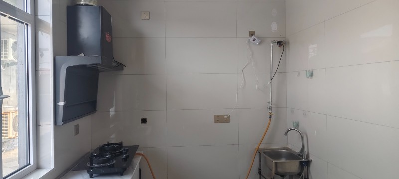 【江南苑附近自建房】实验二，经济开发区小学，二中附近！一室一厅一卫家具空调天然气（第 4 张）
