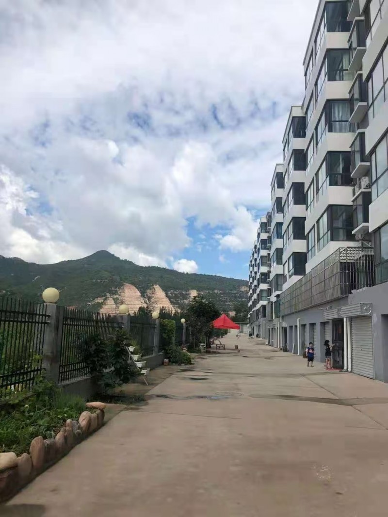 太祖山下，洺河河畔，依山傍水。邯郸人民后花园，武安西部景区养生房。——太祖山•洺（第 3 张）