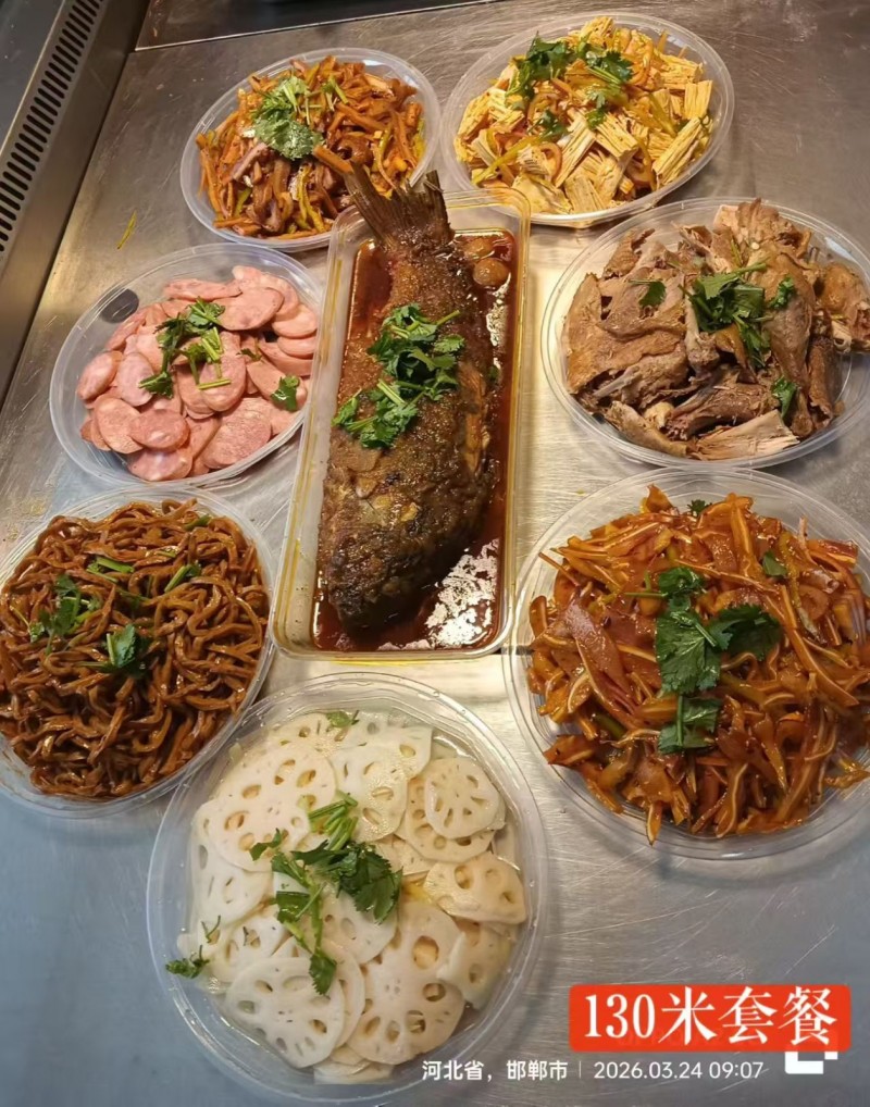 订包桌菜，邱县新马头镇金三角广场北皇佳宴熟食店
猪头肉，麻辣鸭货，多味凉菜，烧（第 6 张）