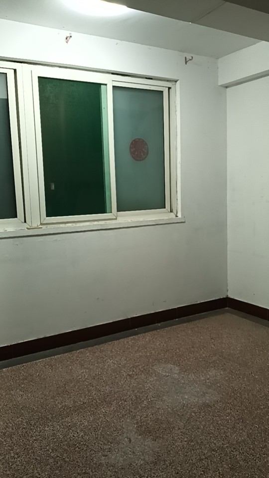 邯郸职业技术学院附近，位置好，有两间房子，32/35平米，有独立卫生间，商务楼，（第 4 张）