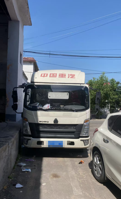 出售冷藏车，三万，审车到明年5.1保险到8月（第 1 张）