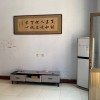 出租房屋 
时装金藤苑对面独院一楼，3室一厅一橱两卫，有床空调，热水器，冰箱，（第 1 张）
