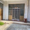 出租房屋 
时装金藤苑对面独院一楼，3室一厅一橱两卫，有床空调，热水器，冰箱，（第 3 张）