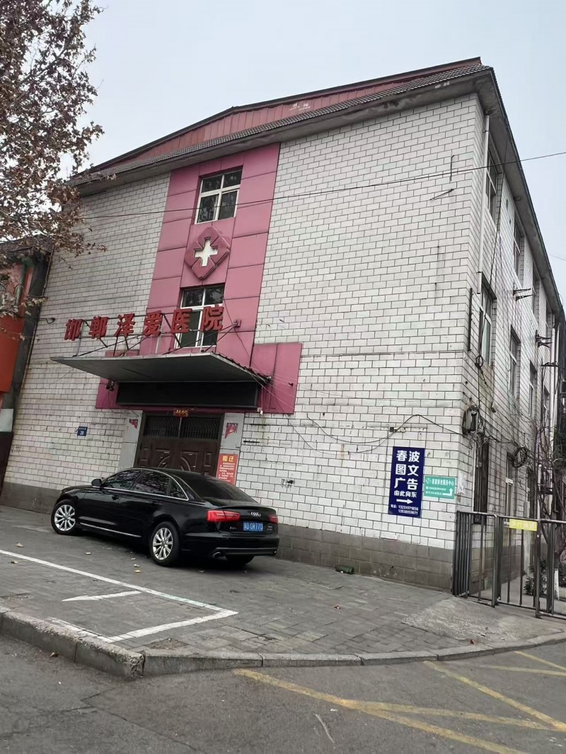 招租位置：人民路与光华路交叉口北行100米，路东，独栋三层楼，可开饭店、茶楼、养（第 2 张）