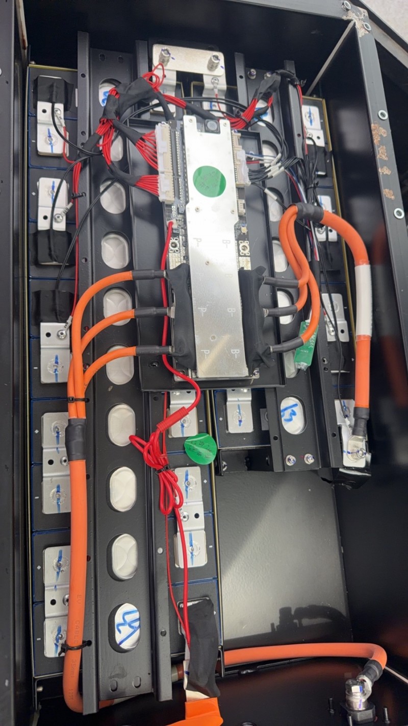 电三轮上用的宁德时代大三元60v大单体置换回来没怎么用续航80公里左右安上就能用（第 1 张）