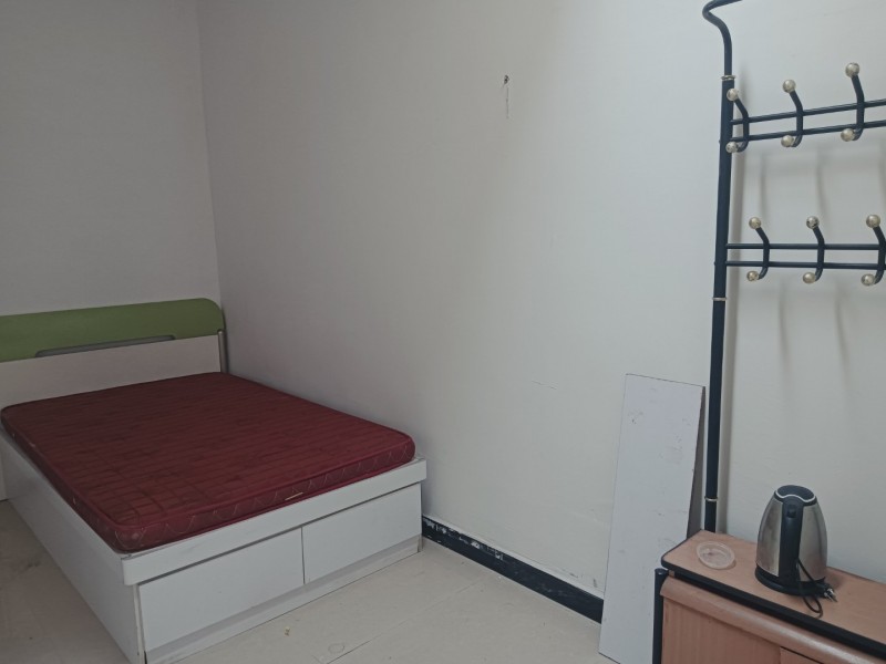 东小屯自建新房，有单间和套间，有小院可放电动车及充电，室内均装有变频空调，有洗澡（第 4 张）