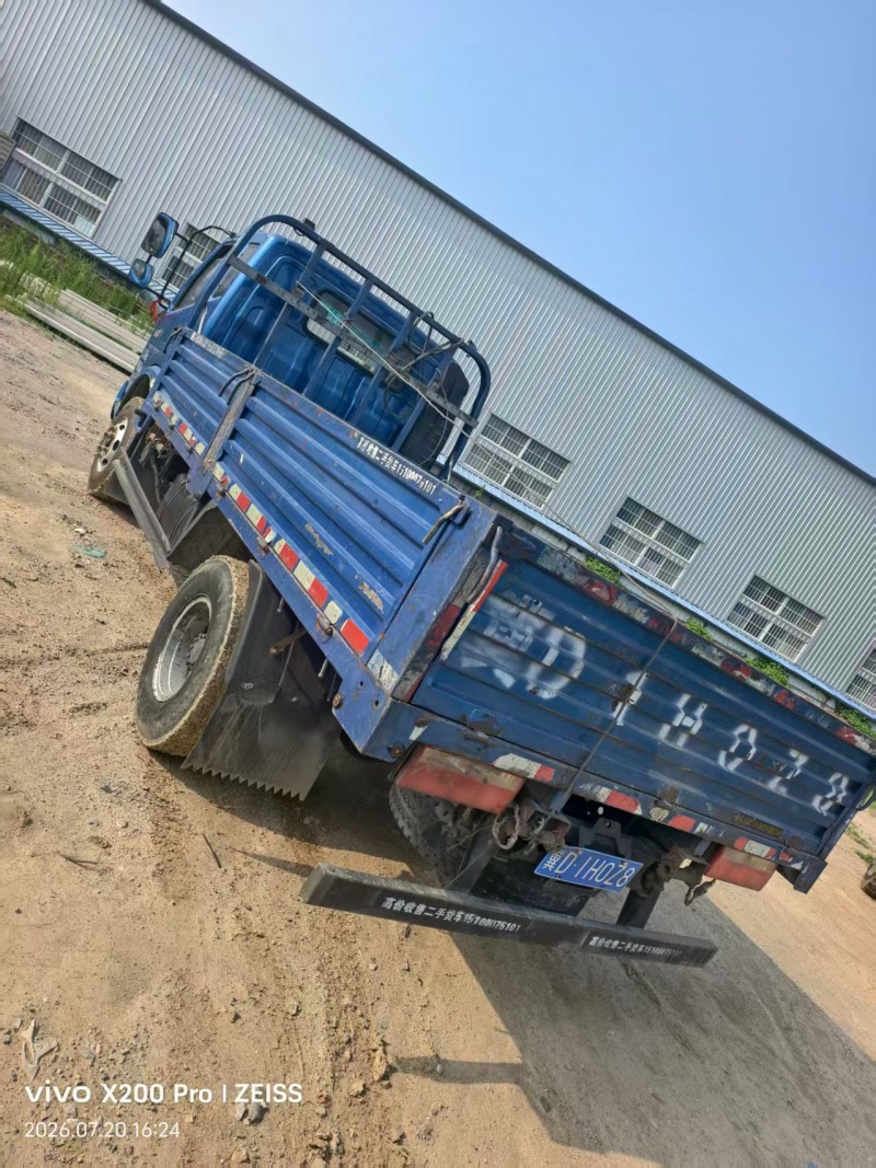 22年3月 原车750钢丝轮胎   三米八带卧铺  重载的奥驰V3   重载的大（第 4 张）
