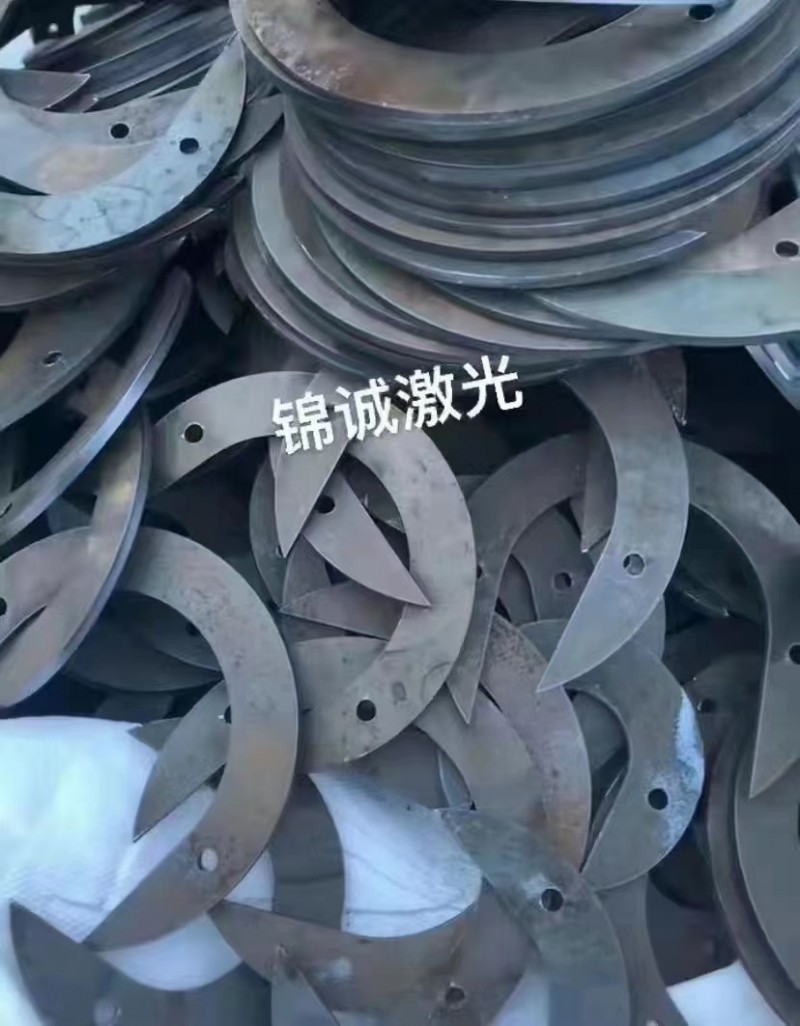 锦诚2万瓦大型激光割板、4台龙门数控、大型剪板厂
主产：2m~100厚各种板条（第 4 张）