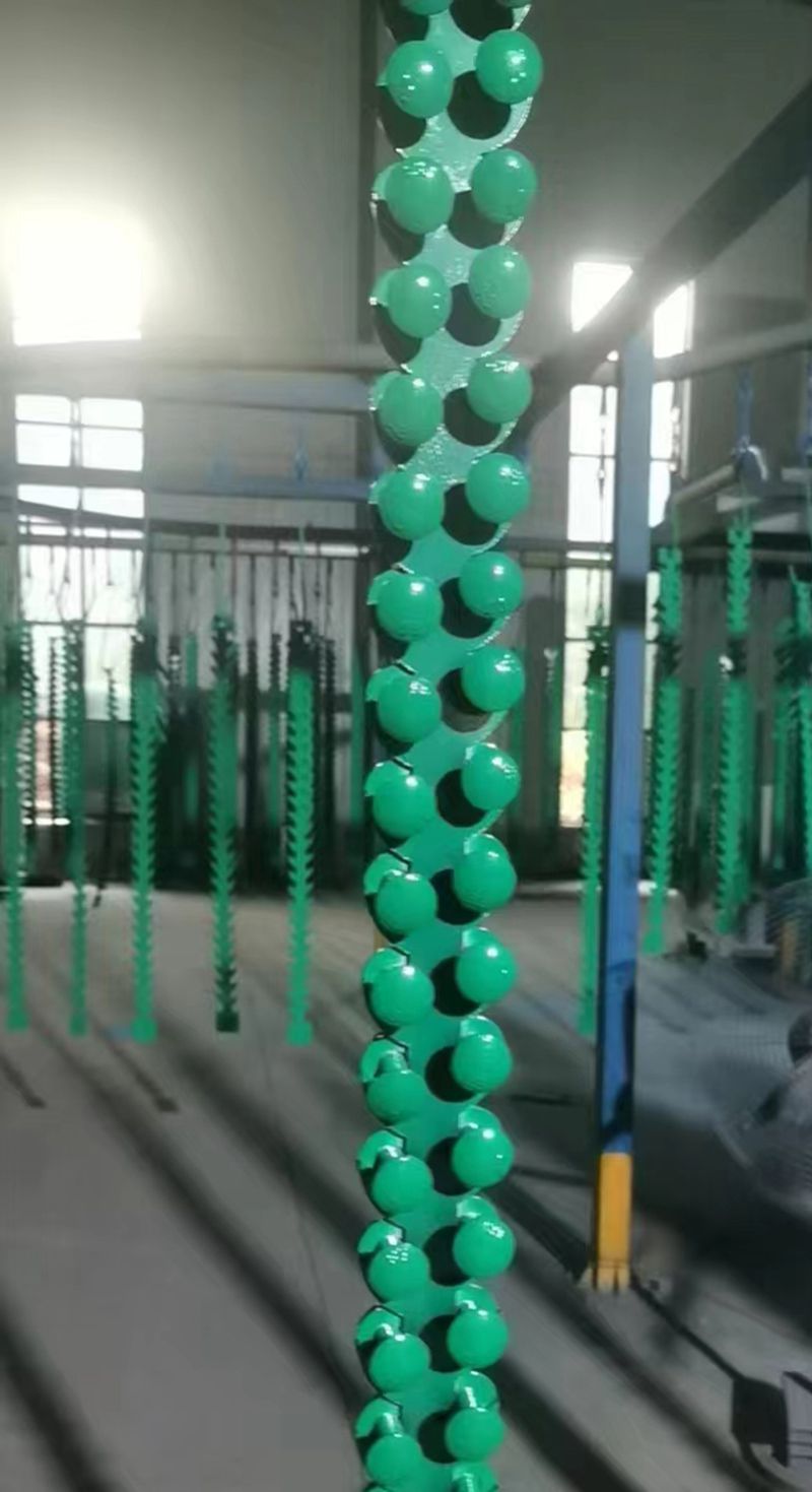 护栏丝喷塑加工
大型二保焊焊接加工 ，7000平超大焊接场地，专业焊接异型件、（第 1 张）