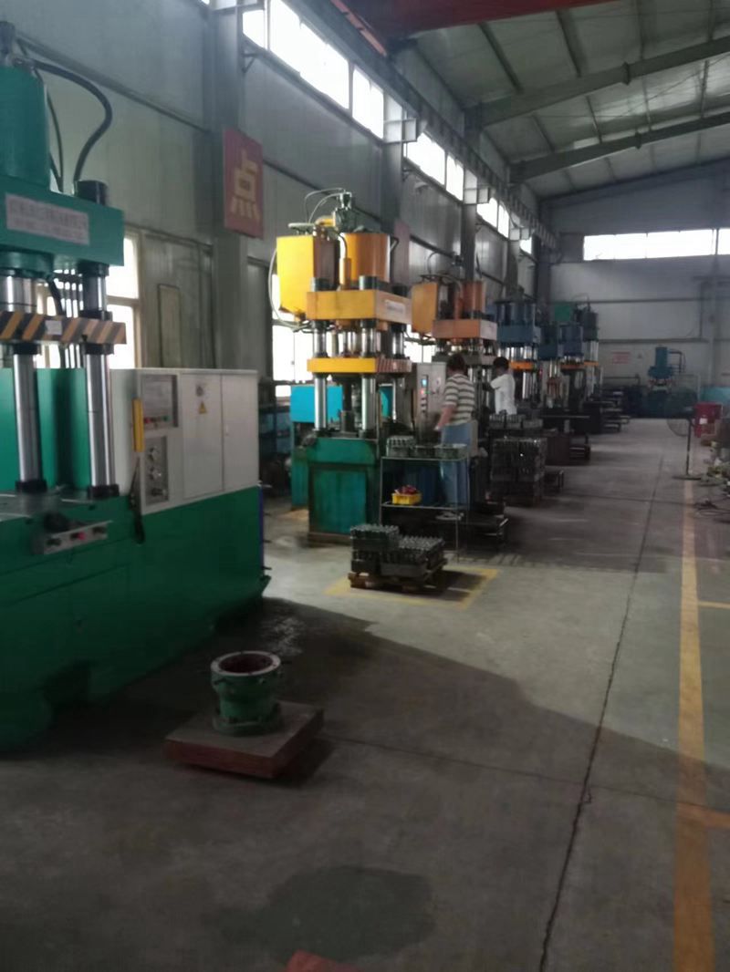 王鹏异型件定制 数控加工
主营产品：车铣异形件加工定制 
冷挤压成型 高精度（第 2 张）