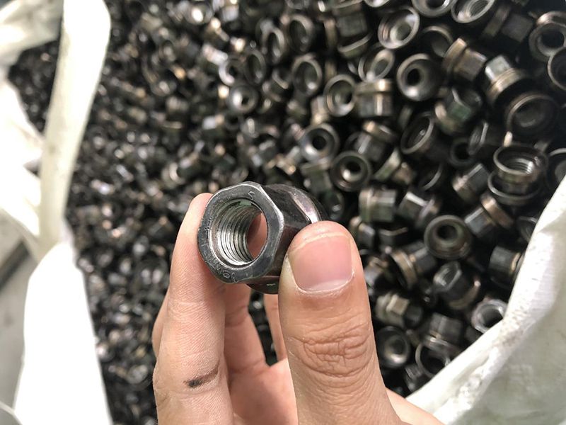 河北沃鸿金属制品有限公司
主营：20本色螺母、护栏螺栓专用螺母、（碗母   护（第 1 张）