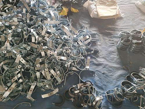 宏阳抗震支架配件
主营产品：抗震配件，U型管夹65-200、O型管夹65-20（第 1 张）