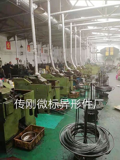 传刚木螺丝、微标异型件厂
专产：六角发兰木螺丝、六角木螺丝、家具自攻、国标微标（第 1 张）