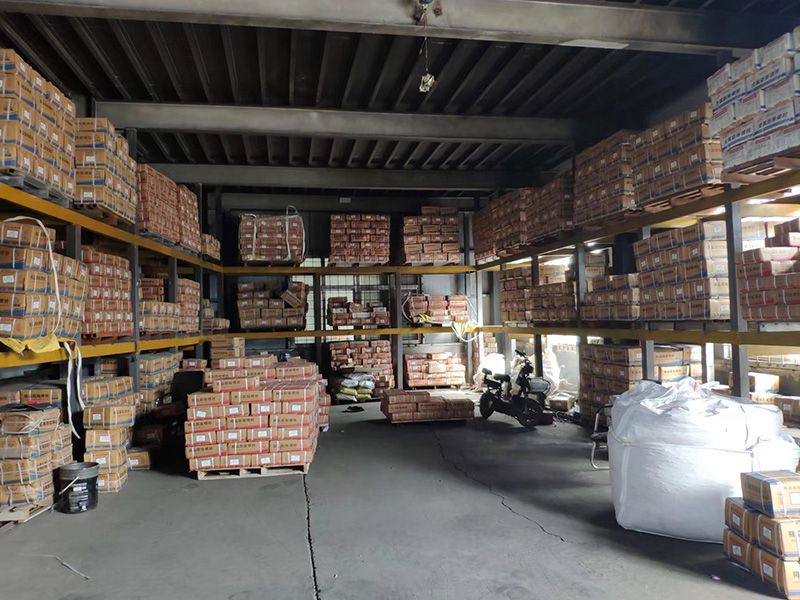 鑫润发膨胀螺栓 
厂家直销：M6-M24中标，国标，正标 蓝白膨胀螺栓  膨胀（第 1 张）