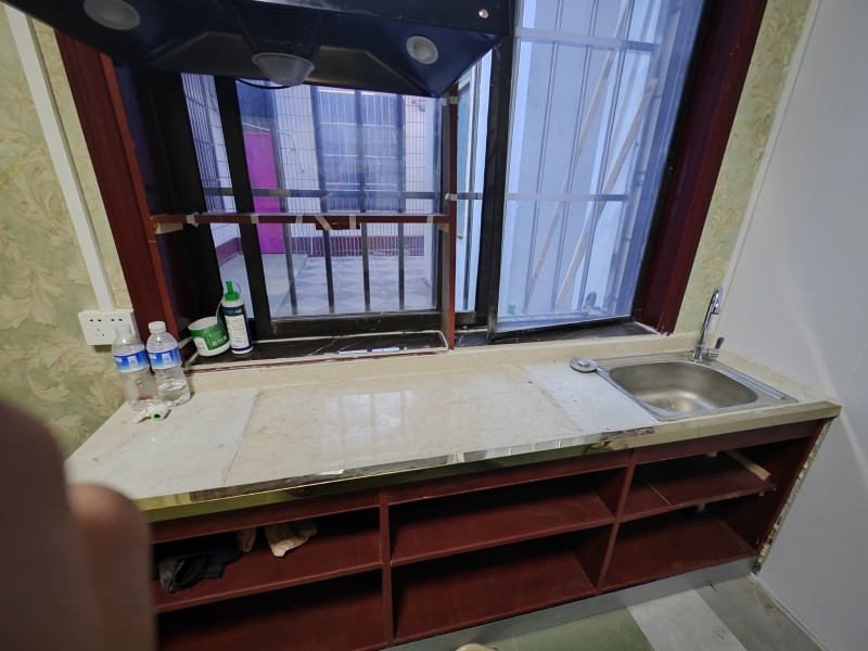 出租单身公寓，水电齐全，拎包入住，建材市场附近（第 4 张）
