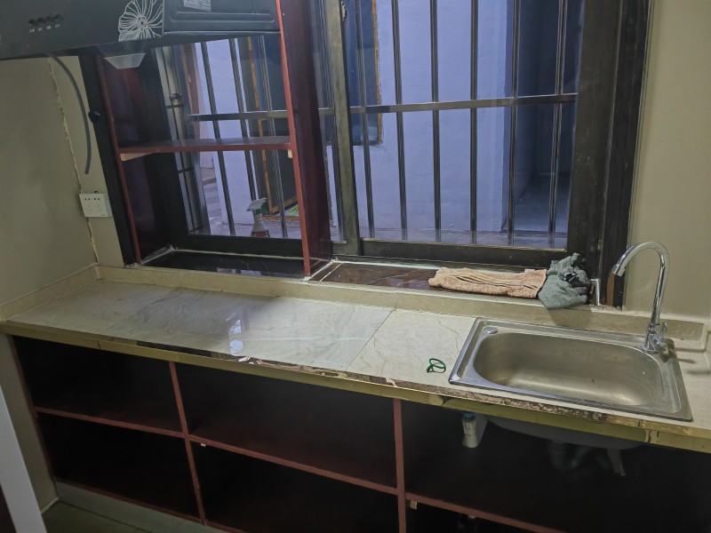 出租单身公寓，水电齐全，拎包入住，建材市场附近（第 6 张）