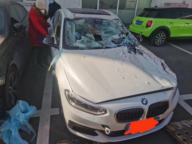 高价收：报废车，僵尸车，火烧车，水淹车，事故车，二手车，是车就要。
国家正规销（第 4 张）