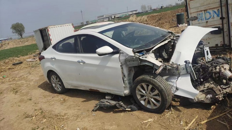 高价收：报废车，僵尸车，火烧车，水淹车，事故车，二手车，是车就要。
国家正规销（第 8 张）
