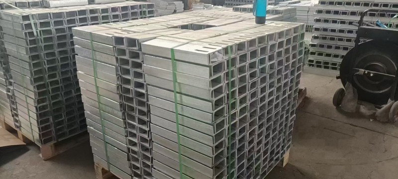 源头诚信幕墙源头厂 
主要经营：高强化学锚栓 定型锚栓机械锚栓 预埋板 干挂件（第 5 张）
