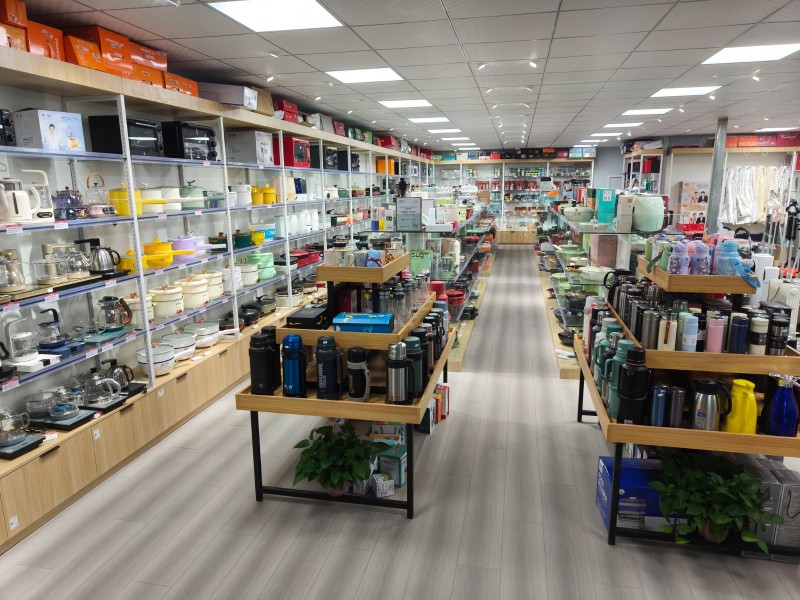 乐佳商贸礼品供应链主营: ​员工过节礼品 ​企业活动礼品 ​企业往来礼品 事业单（第 2 张）