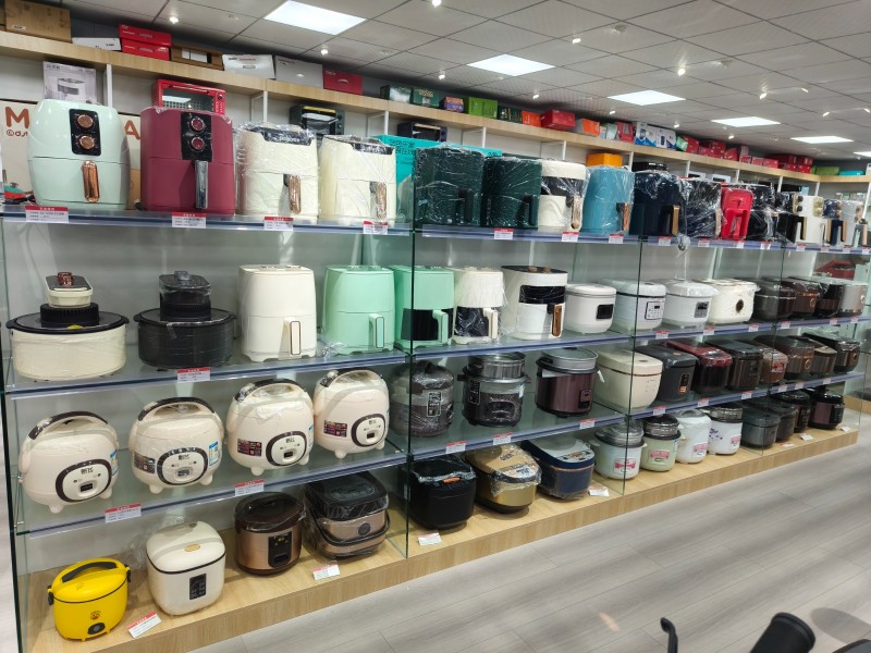 乐佳商贸礼品供应链主营: ​员工过节礼品 ​企业活动礼品 ​企业往来礼品 事业单（第 1 张）