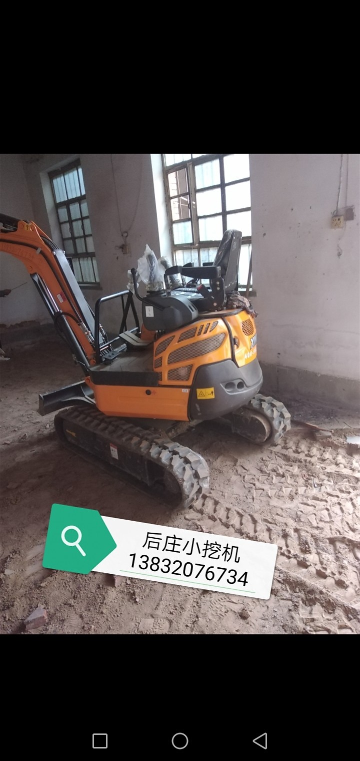 出租小挖机橡胶履带破碎锤（第 1 张）