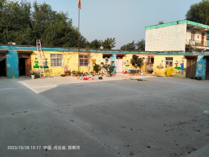 出租经济技术开发区姚寨乡李寨村房屋50间，占地4000平，交通方便，精装修，邯临（第 3 张）