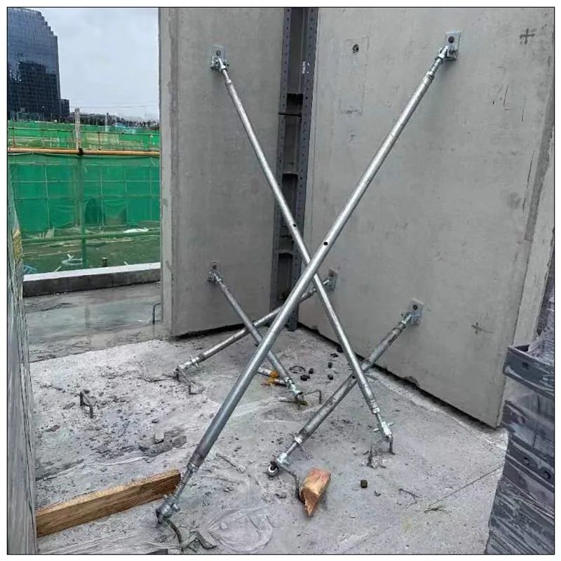 河北新华建筑配件有限公司
主要生产：PC斜支撑，桥梁支撑，T型梁支撑，钢支撑，（第 2 张）