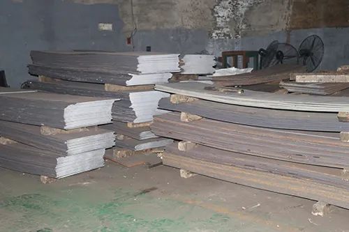 铭晨矿山支护用品有限公司
主营：托盘、锚杆、网片、锚固剂、中空锚杆、管缝锚杆（第 9 张）