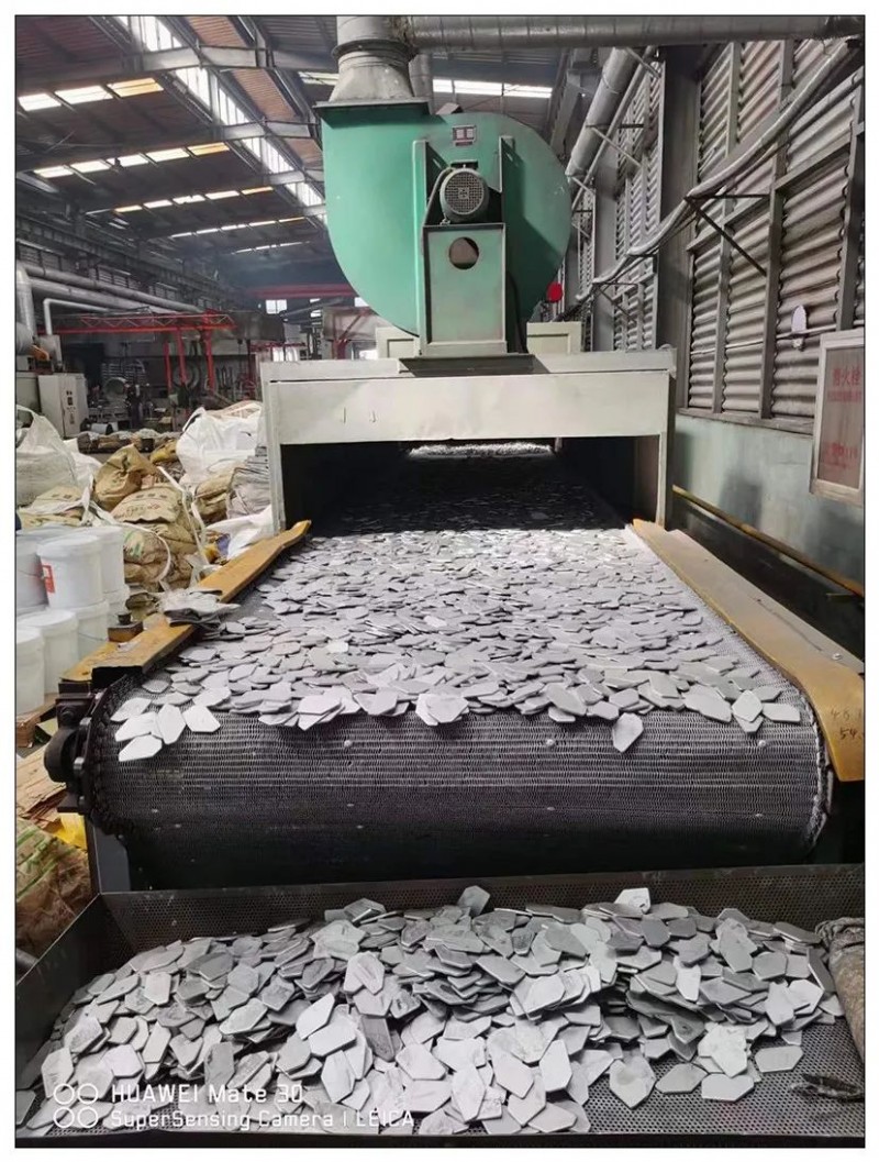 中原（东凯）
达克罗 封闭 多元合金共渗
我厂加工各种螺丝螺母、平弹垫地角地（第 7 张）