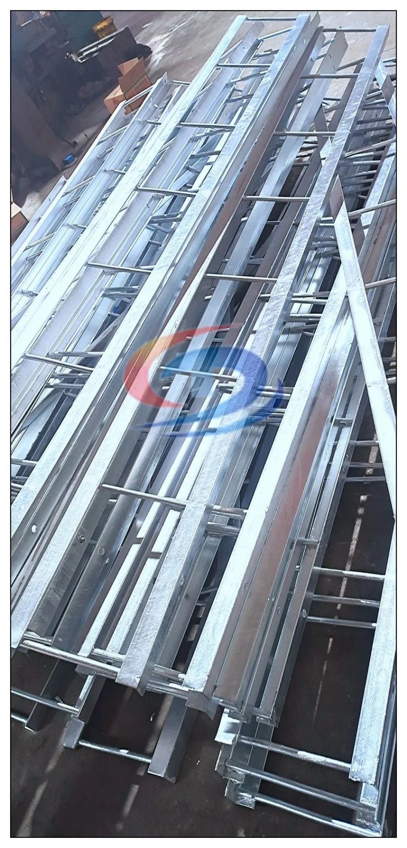 赛通电力器材制造有限公司
一般纳税人企业
主营：角铁加工、扁铁加工、槽钢加工（第 9 张）
