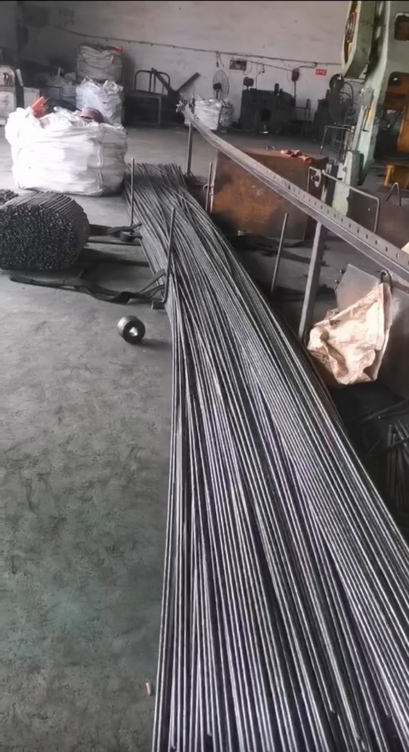 河北钢德紧固件制造有限公司
主营355B355D35号235B45号
拔料加（第 2 张）