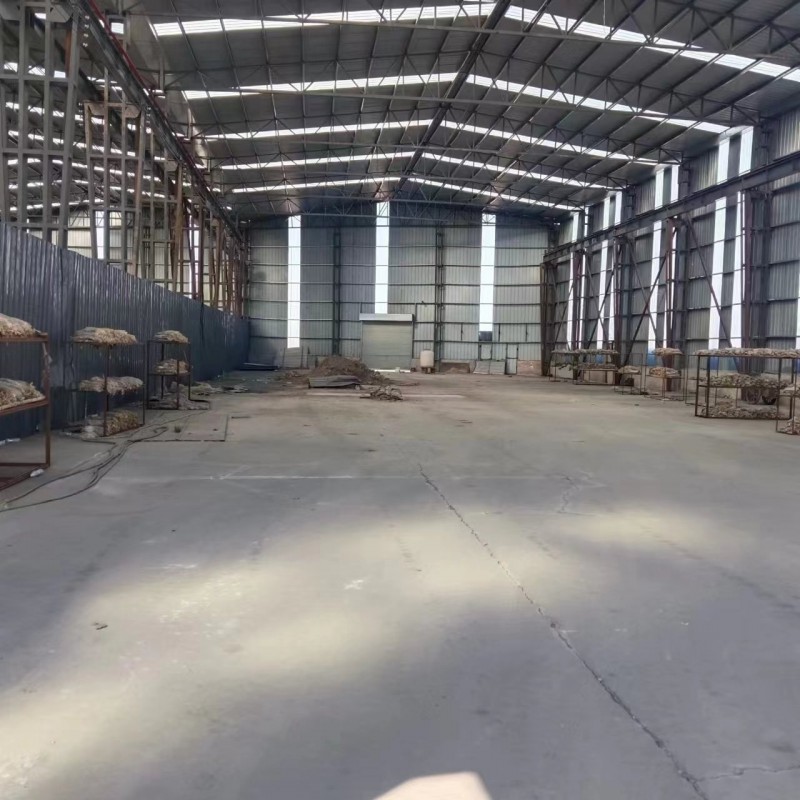 出租：中召庄永年驾校附近独院共6000平，仓库4000平，办公楼500平，有航吊（第 5 张）