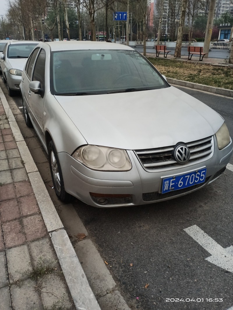 2007年11月经典宝来轿车，车况非常好，没有事故，价格便宜，车在名关。（第 2 张）