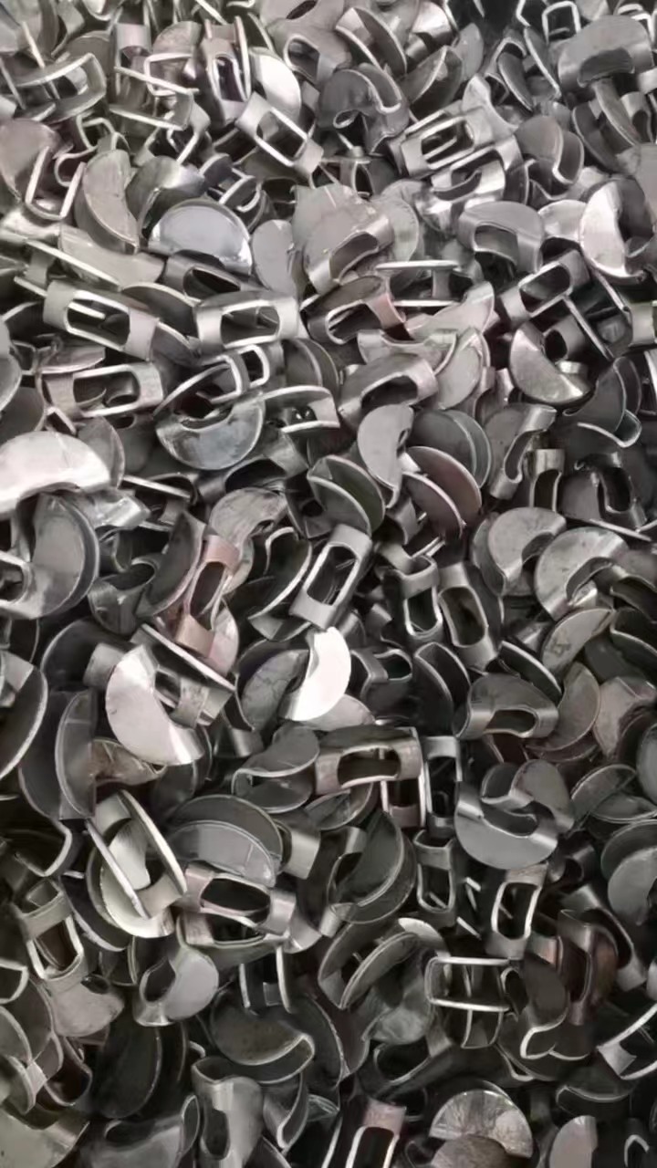 专业生产光伏扇形垫片、元宝垫
锌铝镁、热镀锌、达克罗、电镀锌本色、大量现货（第 1 张）