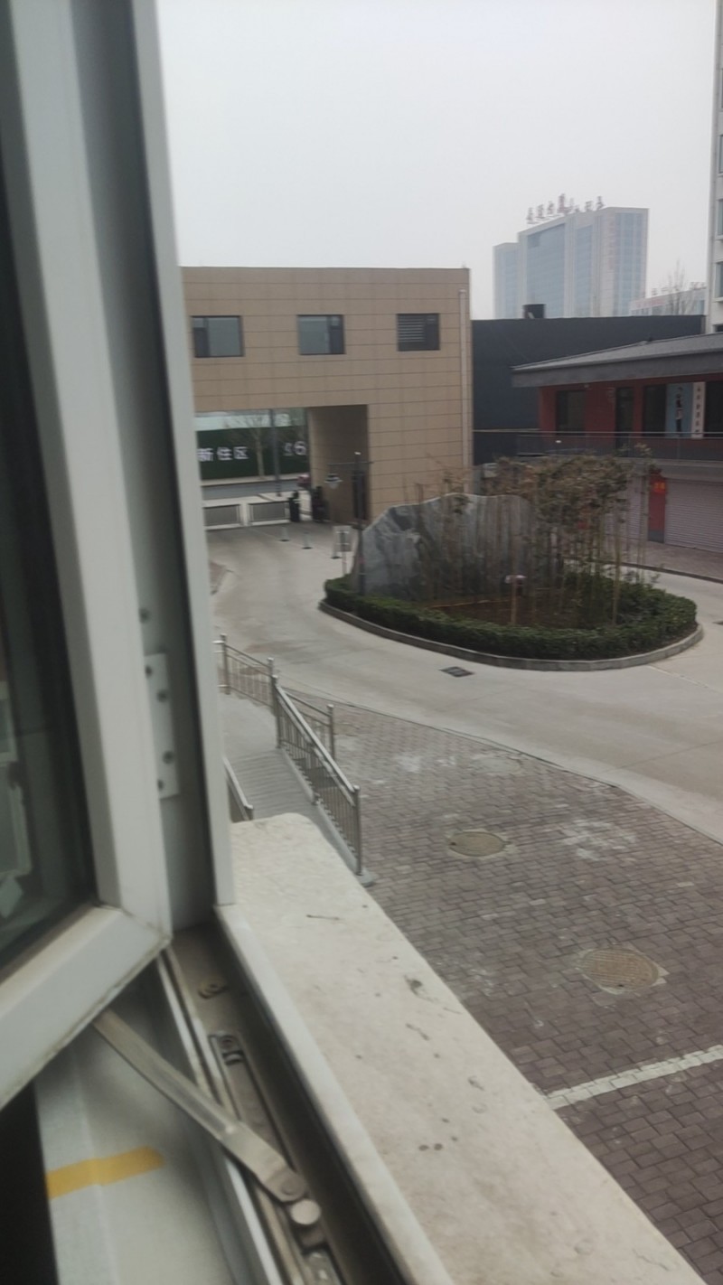 永年区名洲小学，明州中学，妇幼保健院，区政府。地理位置方便，家具齐全，拎包入住。（第 2 张）
