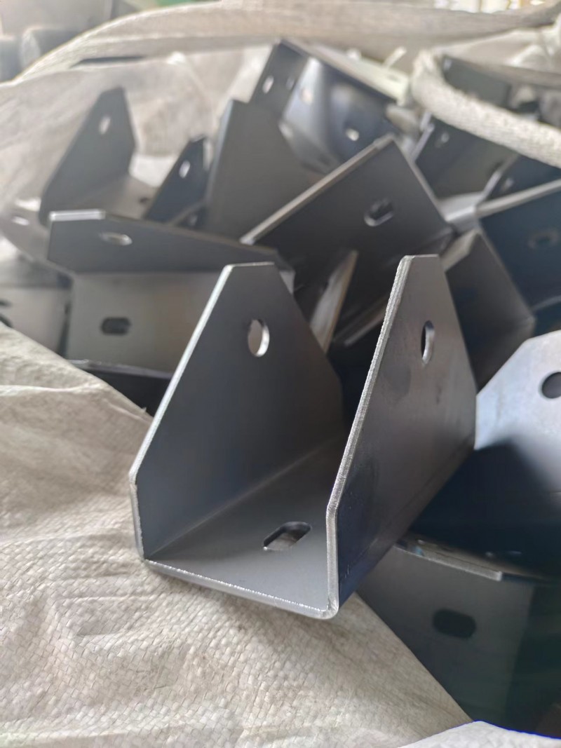激光切割  定做各种异形产品   支持样品定做  
地址： 铁西工业区（第 3 张）