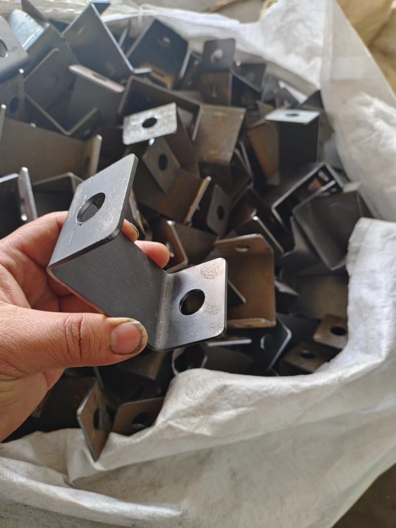 激光切割  定做各种异形产品   支持样品定做  
地址： 铁西工业区（第 4 张）