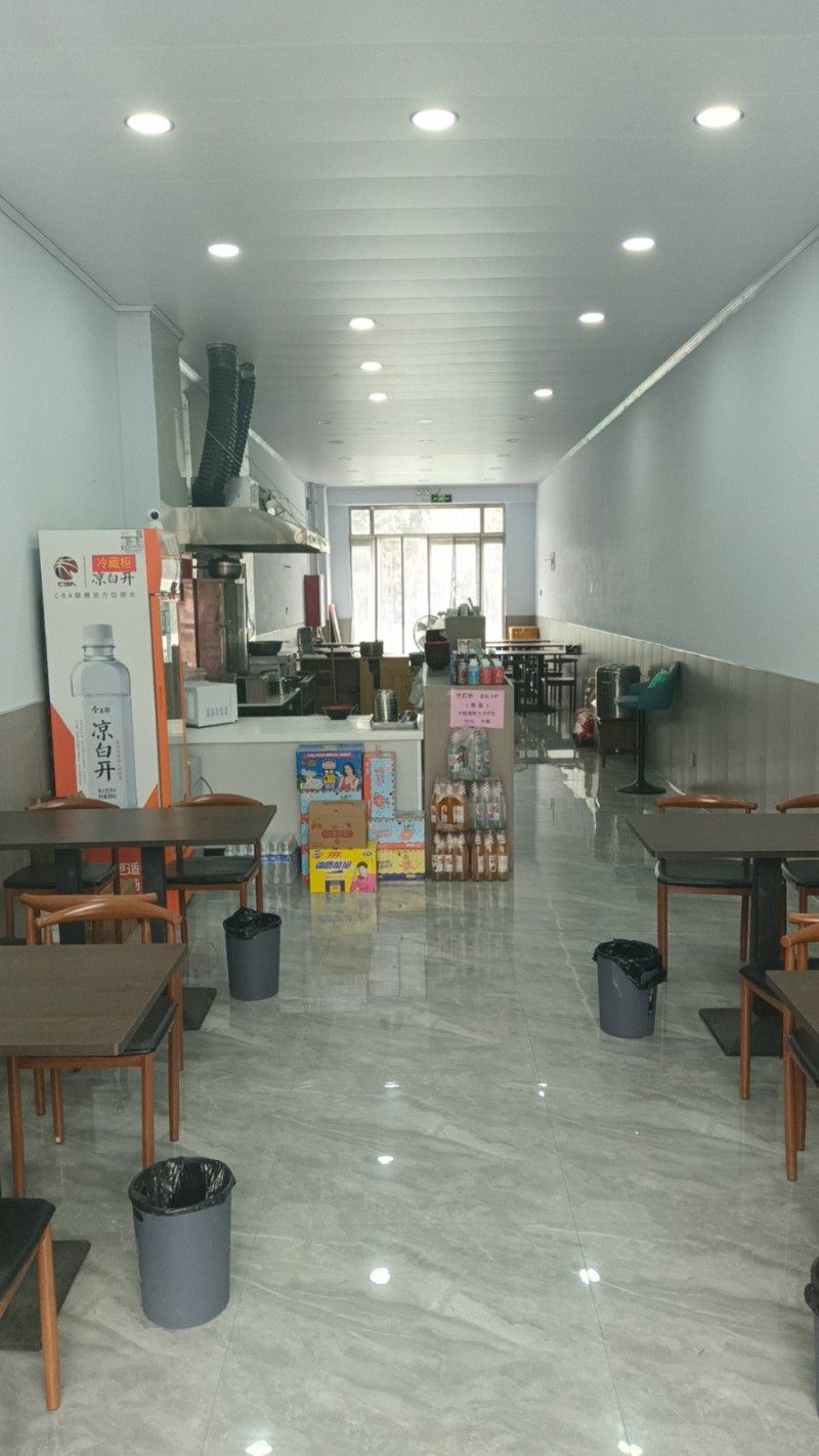 餐饮店转让面积83平精装修周围工厂物流集中客流量大（第 2 张）