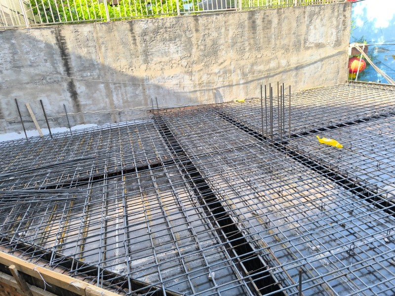 鼎盛建筑
承接土建，模版，砌墙，农村自建房，别墅
砖混，混凝土一体浇筑。
（第 2 张）