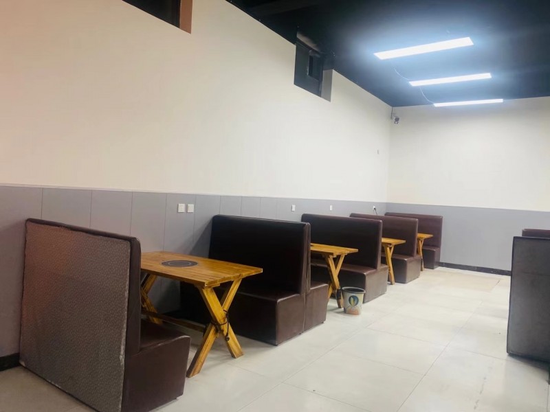 【店铺转让】因有其它生意无暇顾及，现对外转让，整转空转均可，有固定客源，接手即可（第 1 张）