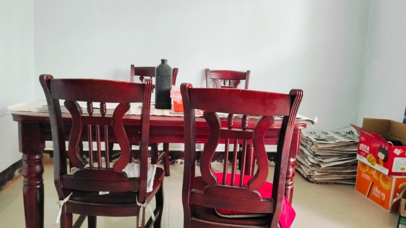 一实附近，3室2厅1卫，带家具家电（第 5 张）