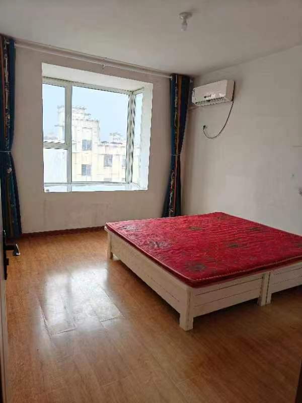 出租
金色家园住房，三室一厅，一厨一卫，拎包入住（第 5 张）