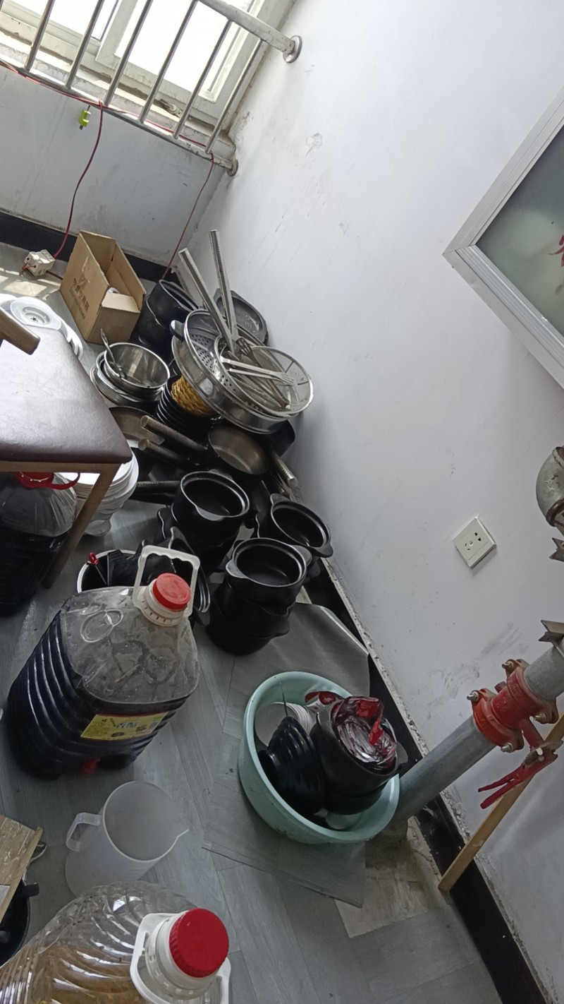 有麻辣烫二手设备，展示柜，火，碗 出售（第 3 张）