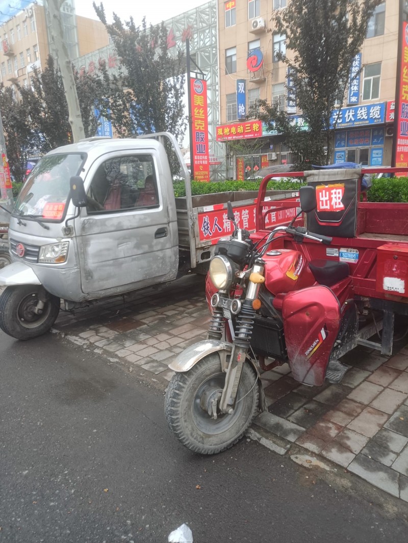 老胡出租车三轮车在河北铺市场附近（第 4 张）