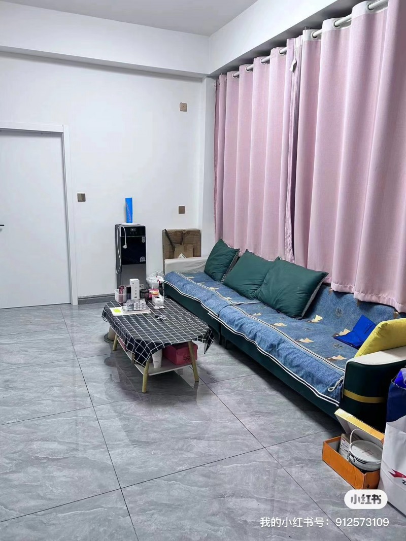 出租高速口新县委明州小学附近海固佳苑门楼正上方120平方二楼门面，独立楼梯，出行（第 3 张）