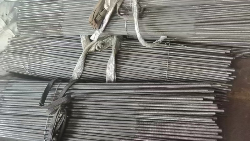 专供市场调货U型抱箍 
现货电镀+本色电力
U 型抱箍、双头螺栓。专业磕料、（第 6 张）