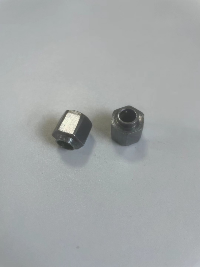 专业生产:圆形套管，T帽，铆钉，汽摩配件和各种非标异型件，也可来图定做（第 7 张）