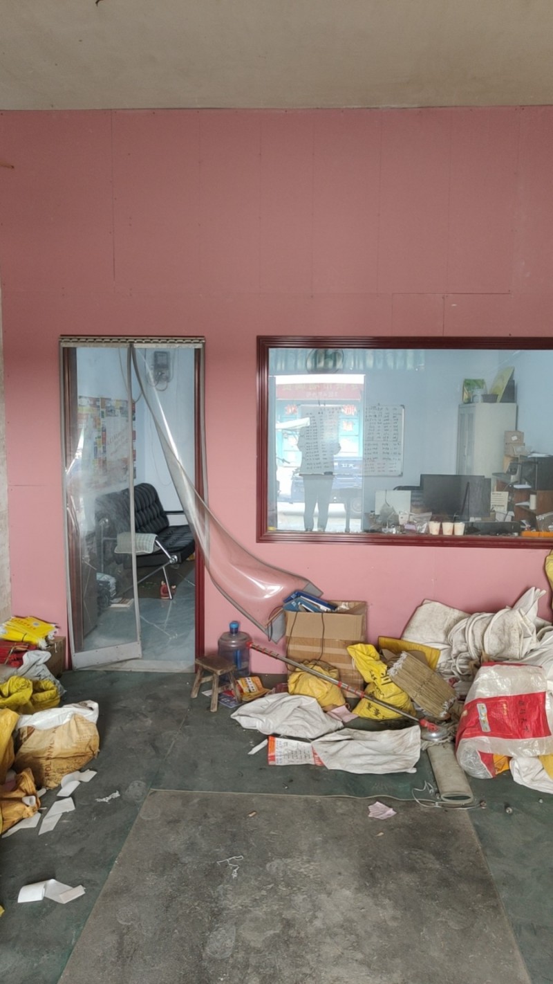 新商城门市出租，房租便宜，（第 1 张）