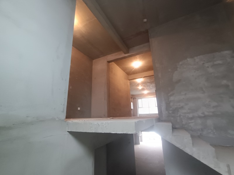 永年县城内门市出租
理想城四期路北门市上下132平方
永年区富强路路东，聚财（第 3 张）